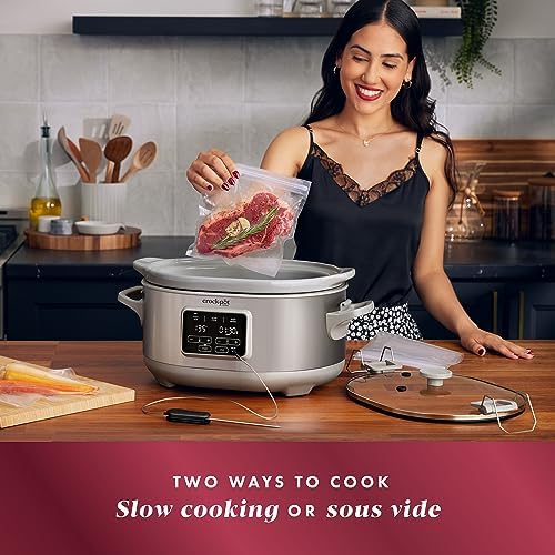 7 Quart Programmable Cook & Carry Slow Cooker - Curated Catalog J1